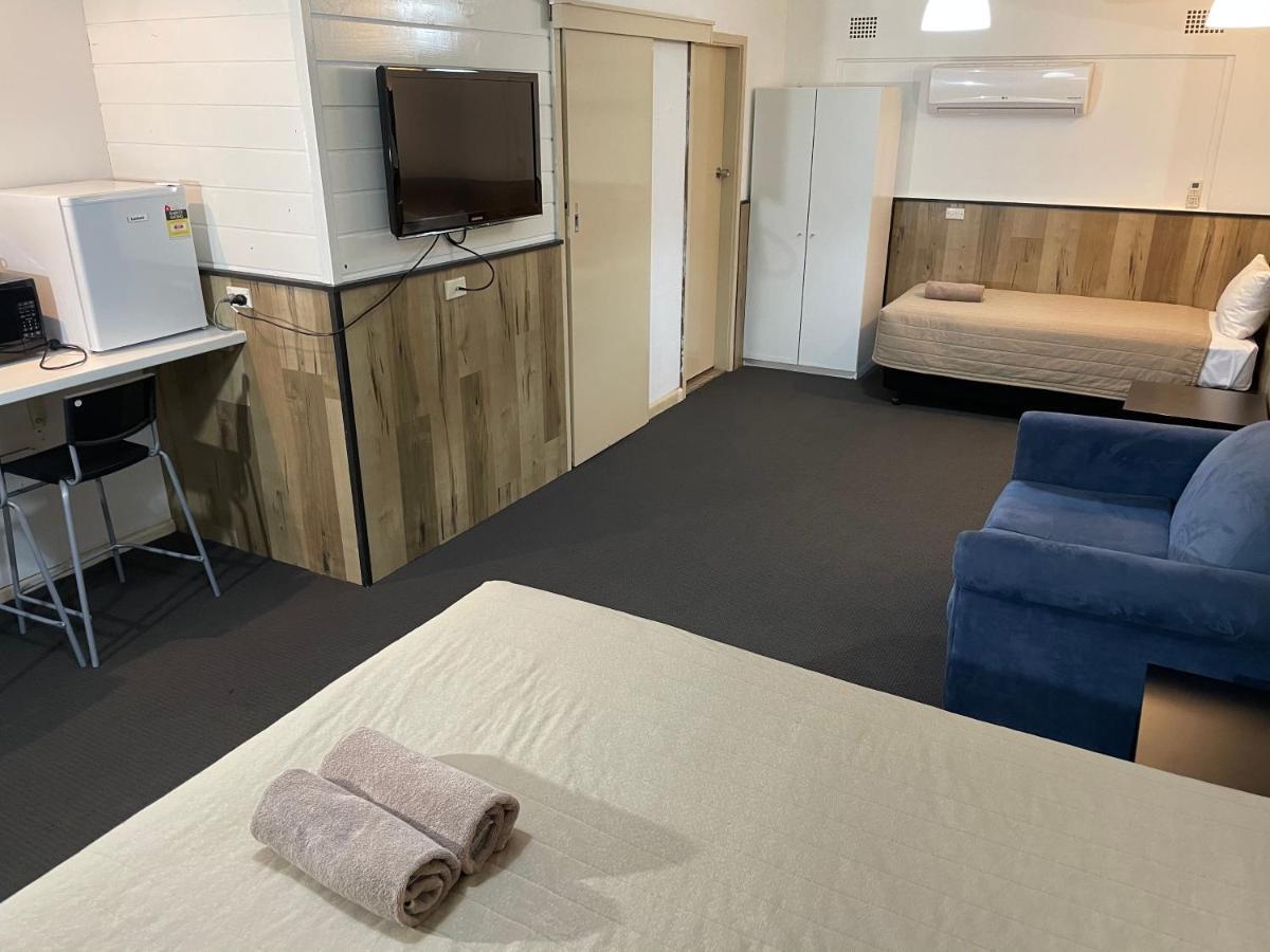 Countryman Motor Inn 코우라 외부 사진