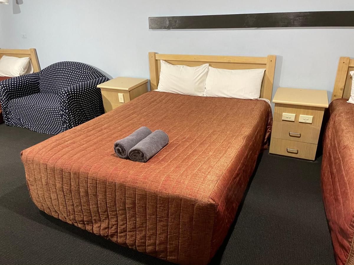 Countryman Motor Inn 코우라 외부 사진