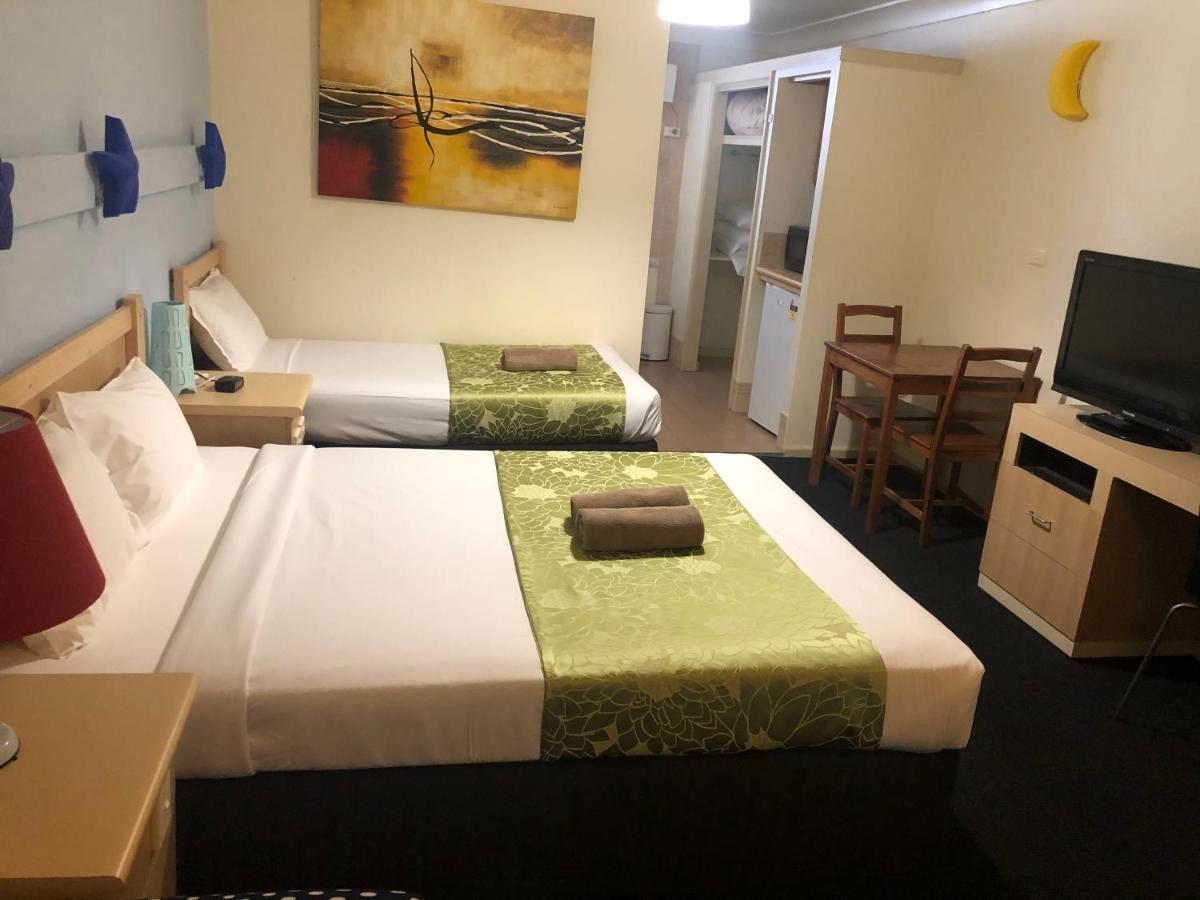 Countryman Motor Inn 코우라 외부 사진